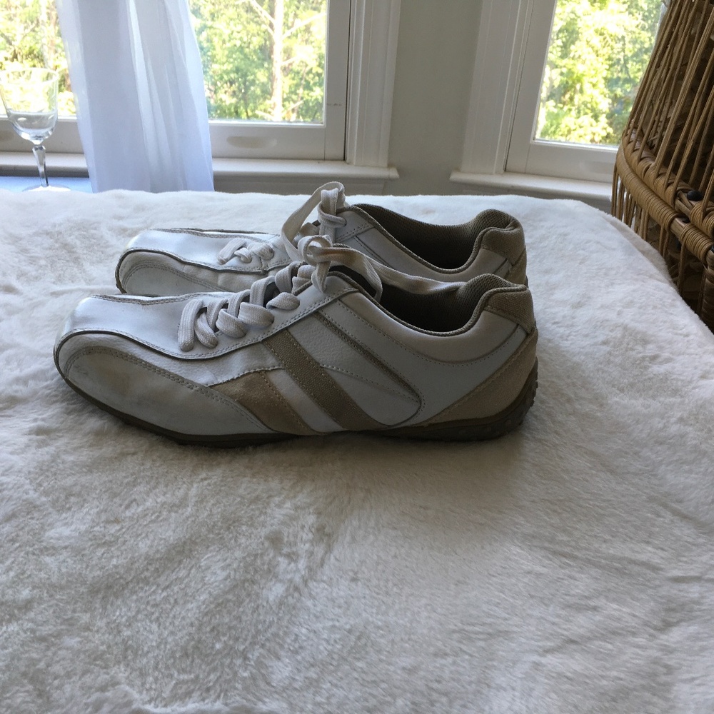 GUC Mens Shoes Sz 10